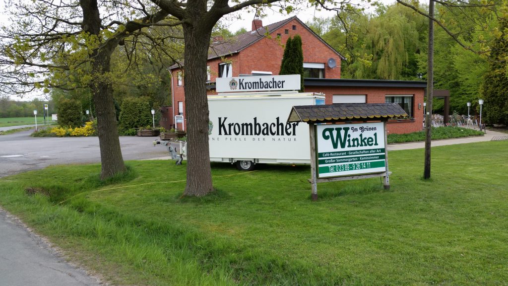 Der Bierwagen für den 1. Mai steht schon einmal Bierwagen