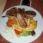 285. Grillteller 12,20 € 285. Grillteller 12,20 €